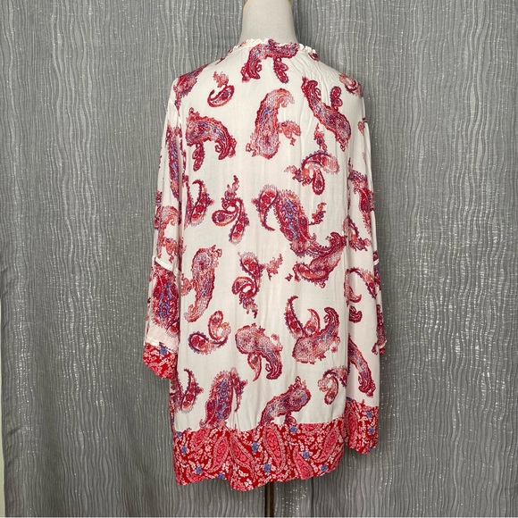 Est. 1946 paisley blouse - Picture 2 of 8